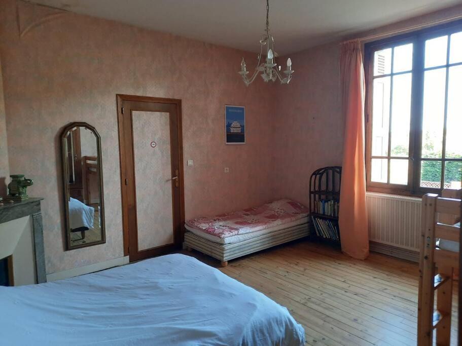 Maison De Famille Avec Parc Arbore Montauban Bagian luar foto