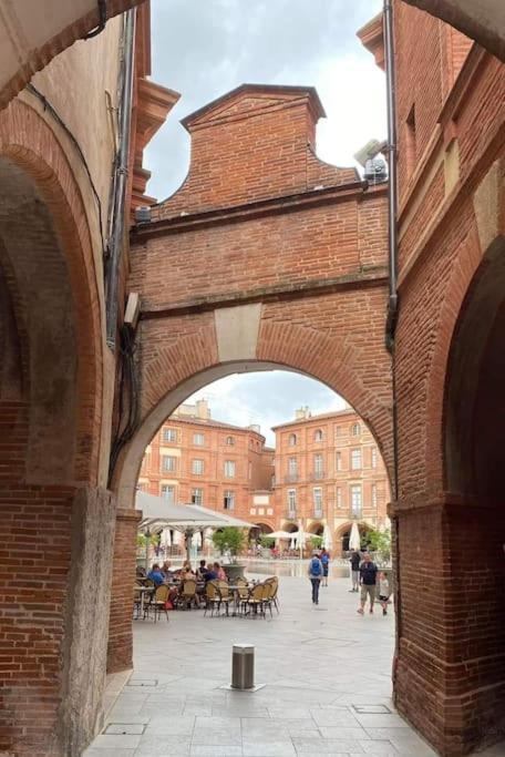 Maison De Famille Avec Parc Arbore Montauban Bagian luar foto