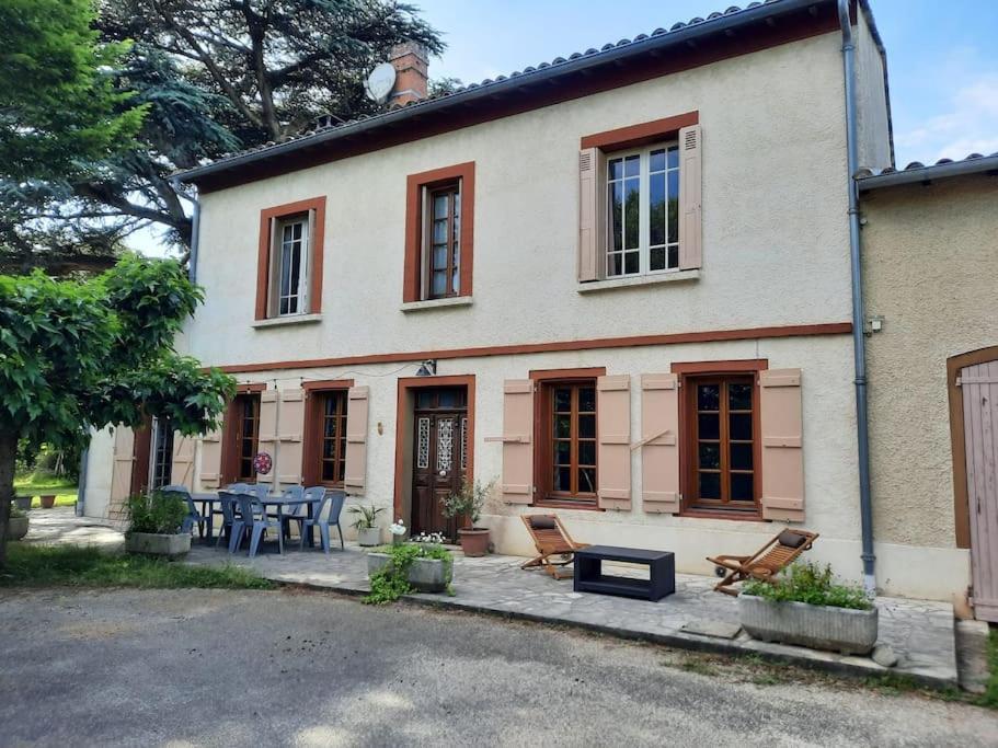 Maison De Famille Avec Parc Arbore Montauban Bagian luar foto